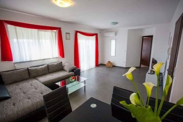 Apartman Tony ماكارسكا المظهر الخارجي الصورة